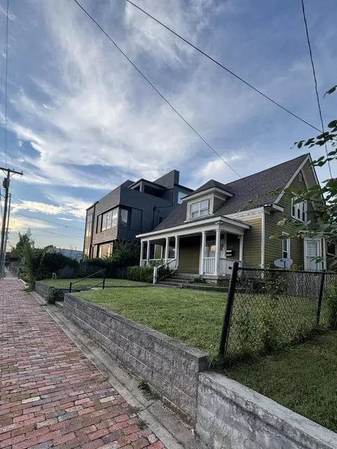 1512 10th Ave N, Nashville, TN 37208