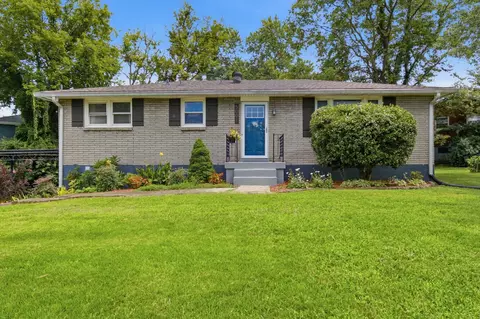 5001 Bonnawell Dr, Hermitage, TN 37076