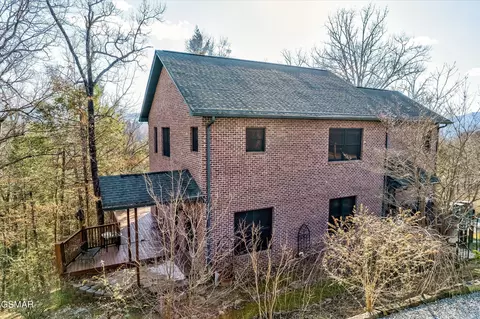 2417 Sylvan Glen Way, Pigeon Forge, TN 37863