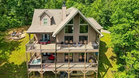 1316 Harmony Way, Sevierville, TN 37876