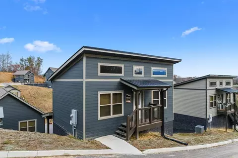 1654 Veterans Blvd #33, Sevierville, TN 37876
