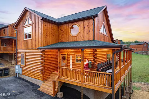 406 Southern Sun Way, Pigeon Forge, TN 37863