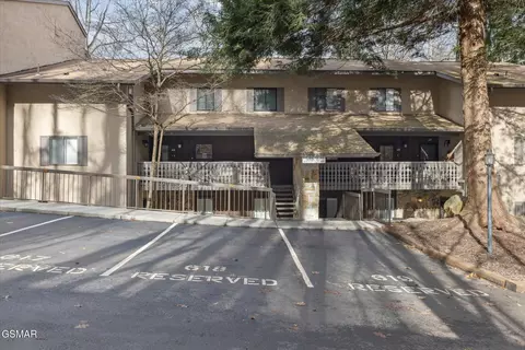 1235 Ski Mountain Rd #617, Gatlinburg, TN 37738