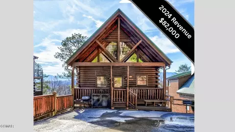 2251 Upper Middle Creek Rd #32FF, Sevierville, TN 37876
