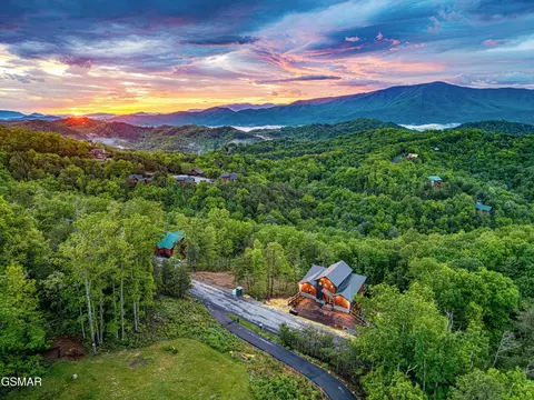4408 Stackstone Rd, Sevierville, TN 37862 photo 5