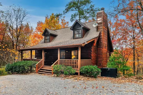 4012 Brooke Hollow Ln, Sevierville, TN 37862
