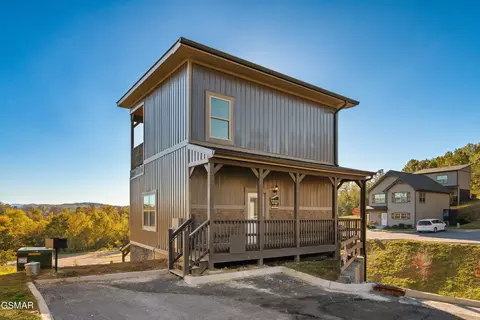 1654 Veterans Blvd #42, Sevierville, TN 37862