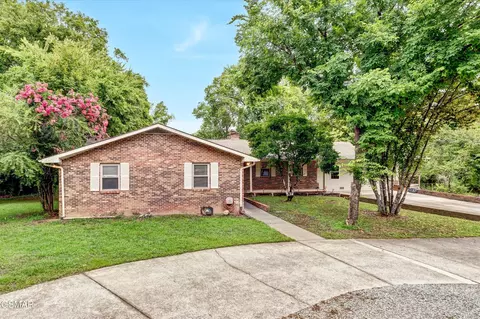 4452 Miser Station Rd, Friendsville, TN 37737