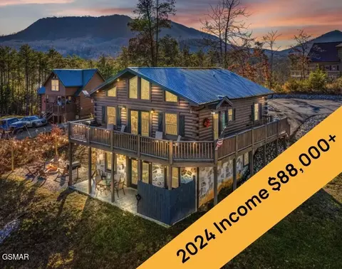 705 Rondayview Ln, Sevierville, TN 37876