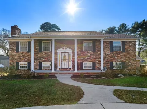 8840 Fox Lonas Rd, Knoxville, TN 37923