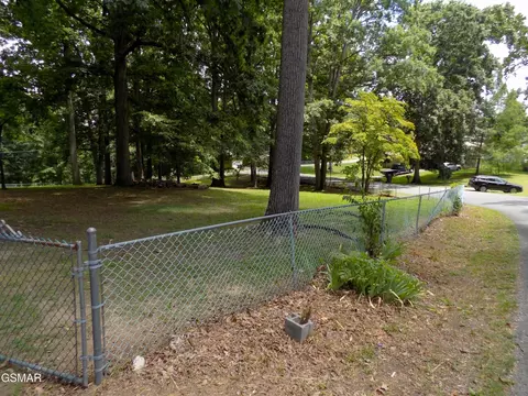 985 Ronald Dr, Talbott, TN 37877 photo 13