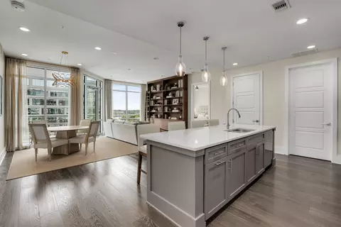 20 Rutledge St #303, Nashville, TN 37210