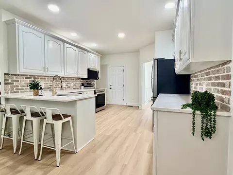 Kitchen - 1005 Ithaca St, Murfreesboro, TN 37130 photo 6 of 8