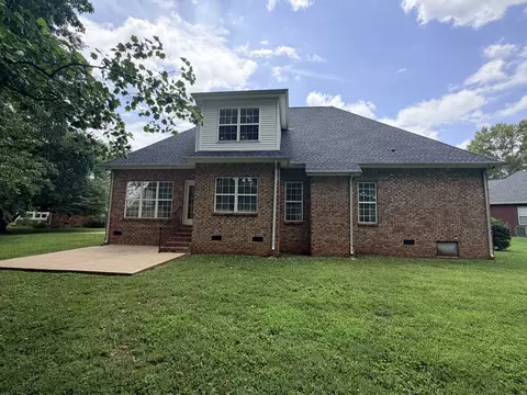 Exterior - 1005 Ithaca St, Murfreesboro, TN 37130 photo 5 of 9
