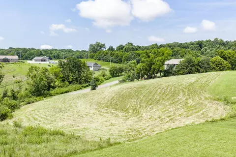 612 Thompson Creek Ln, Cookeville, TN 38506