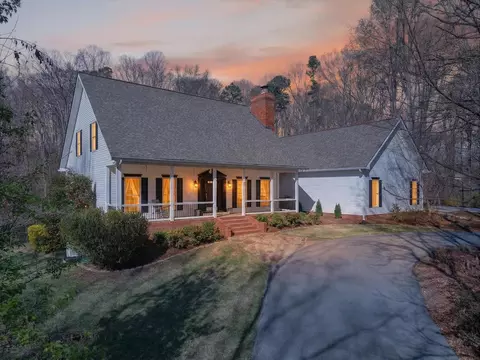 1400 Dogwood Valley Rd, Tunnel Hill, GA 30755