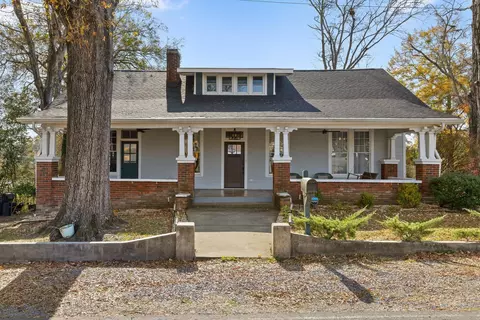 207 Culberson Ave, La Fayette, GA 30728