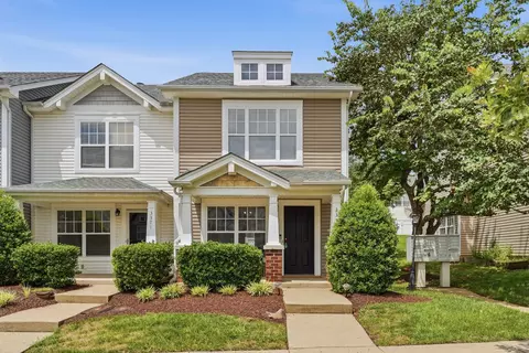 3373 Harpeth Springs Dr, Nashville, TN 37221