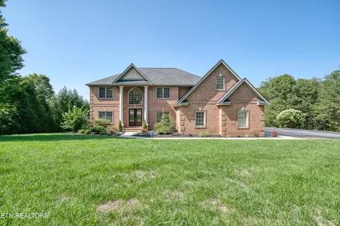 435 Magnolia Ln, Crossville, TN 38555