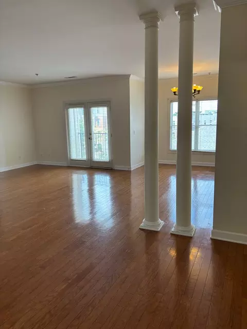 116 31st Ave N #301, Nashville, TN 37203