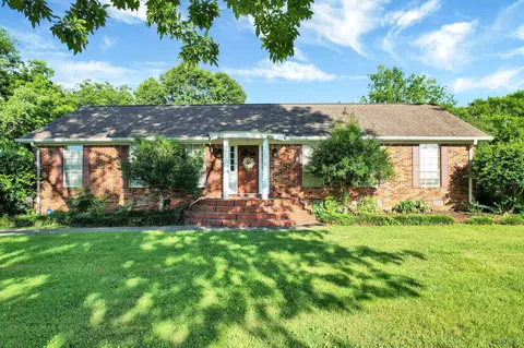 3820 NE Charleston Dr NE, Cleveland, TN 37312