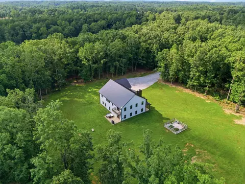 Exterior - 1658 Apache Trl, Pegram, TN 37143 photo 7 of 13