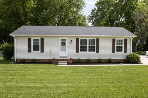 701 Herb Dr, Lawrenceburg, TN 38464