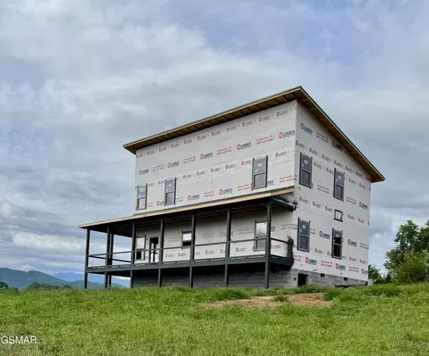 1648 Myers Rd, Sevierville, TN 37862