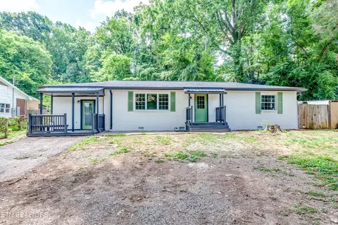 2316 W Patrick Ave, Maryville, TN 37804