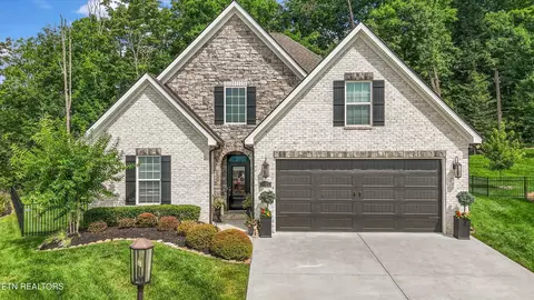 9335 Paradise Valley Ln, Knoxville, TN 37922
