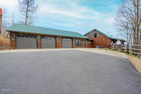 3644 Wears Mountain Ln, Sevierville, TN 37862