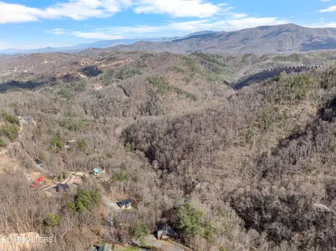 28 Sugar Maple Loop Rd, Sevierville, TN 37862 photo 21