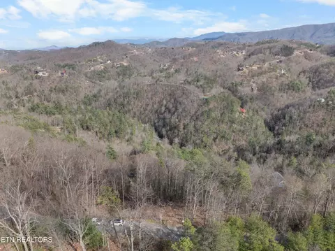 28 Sugar Maple Loop Rd, Sevierville, TN 37862 photo 15