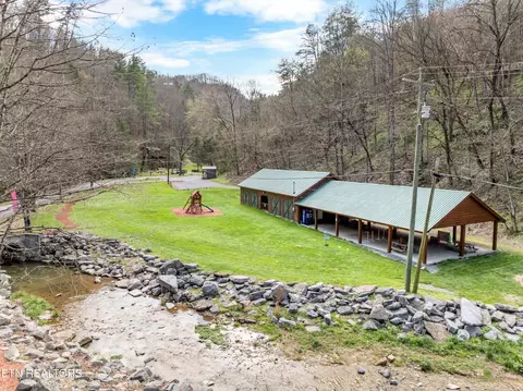 16 High Top Loop, Sevierville, TN 37862 photo 5