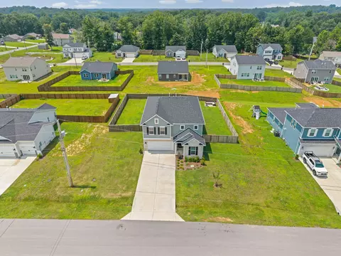 View/Area - 707 Chestnut Bnd, Dickson, TN 37055 photo 3 of 3