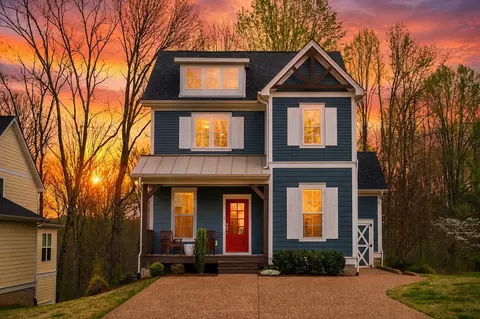 534 Evans Dr, Tullahoma, TN 37388