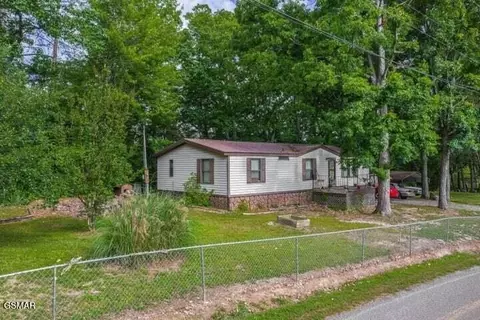 1354 Splashaway Rd, Newport, TN 37821