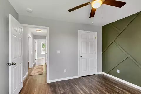 Entry Way - 142 Pine Ave, Morrison, TN 37357 photo 2 of 2