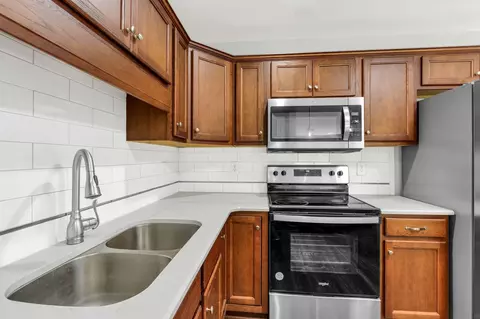 Kitchen - 142 Pine Ave, Morrison, TN 37357 photo 4 of 5