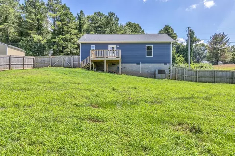 Exterior - 142 Pine Ave, Morrison, TN 37357 photo 8 of 9