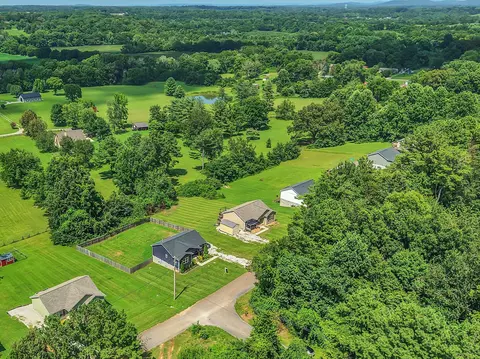 View/Area - 142 Pine Ave, Morrison, TN 37357 photo 3 of 4