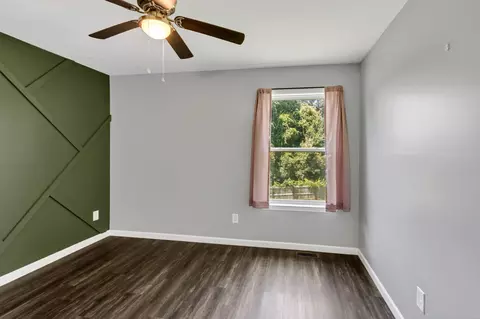 Bedroom - 142 Pine Ave, Morrison, TN 37357 photo 3 of 4