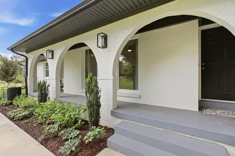 1878 Trace Creek Rd, Hohenwald, TN 38462