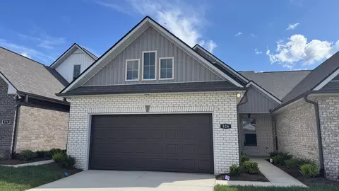 526 W Foxrun, Springfield, TN 37172