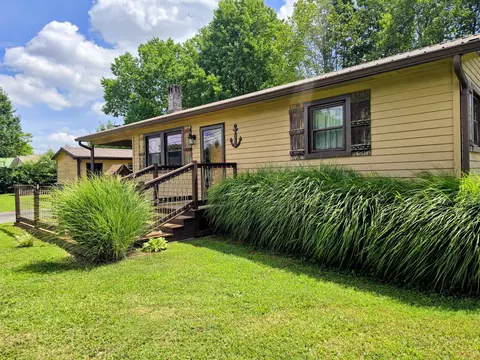 2051 Blythe Ave SE, Cleveland, TN 37311