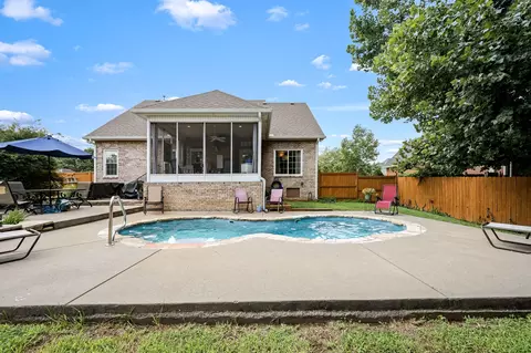 3084 Vicwood Dr, Murfreesboro, TN 37128