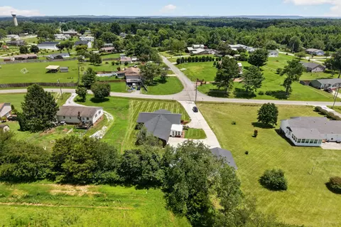 225 Westgate Dr, Baxter, TN 38544 photo 7