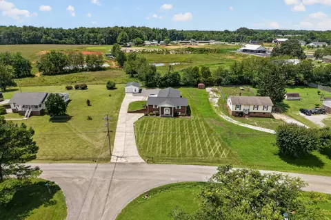 225 Westgate Dr, Baxter, TN 38544 photo 9
