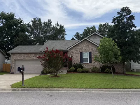 1952 Waterford Dr, Old Hickory, TN 37138