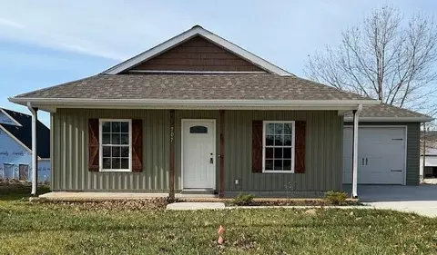 707 W Shelby Ave, Elkton, KY 42220